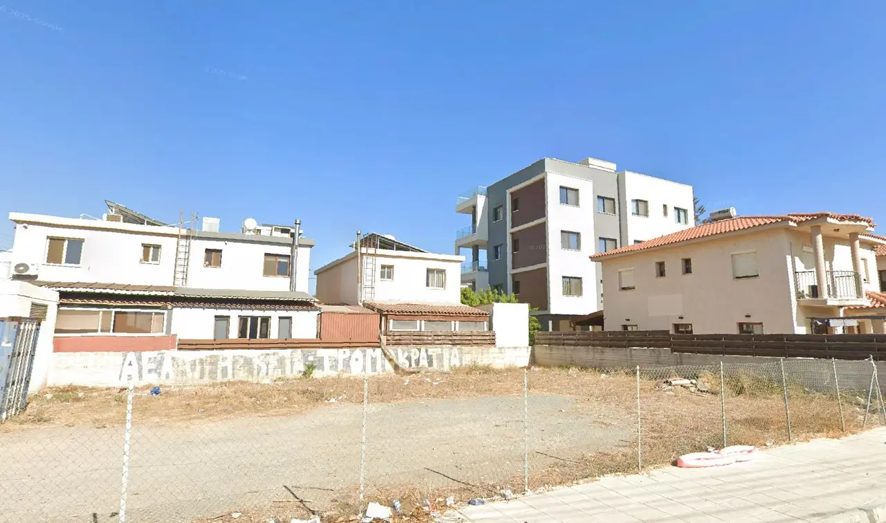 - Image 1