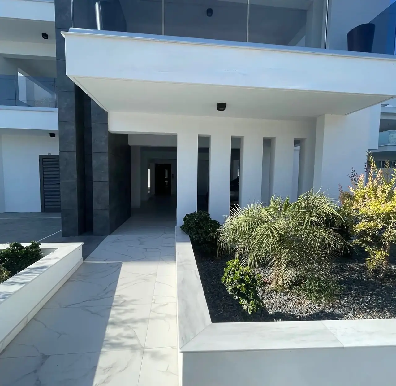 - Image 1