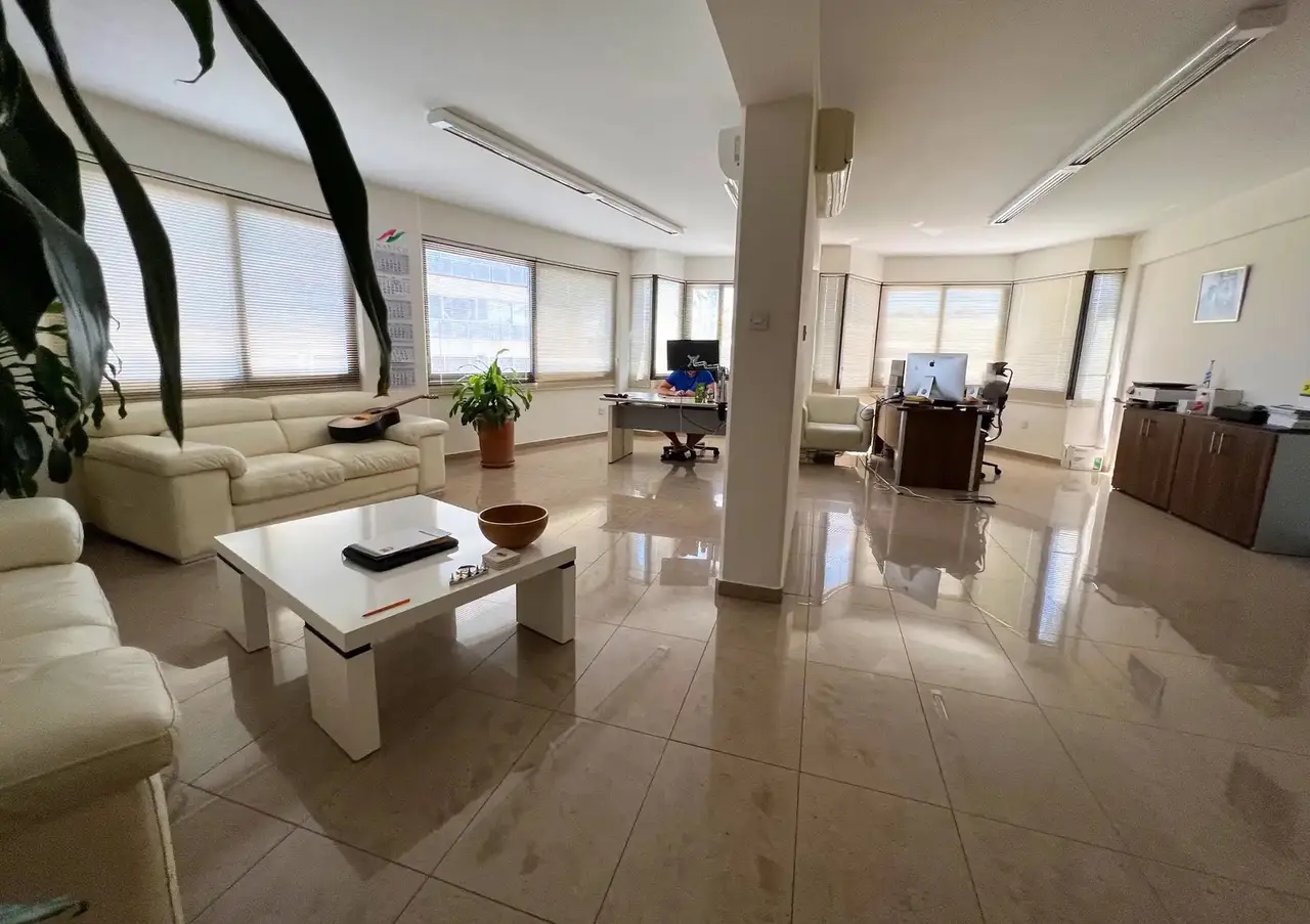 - Image 1