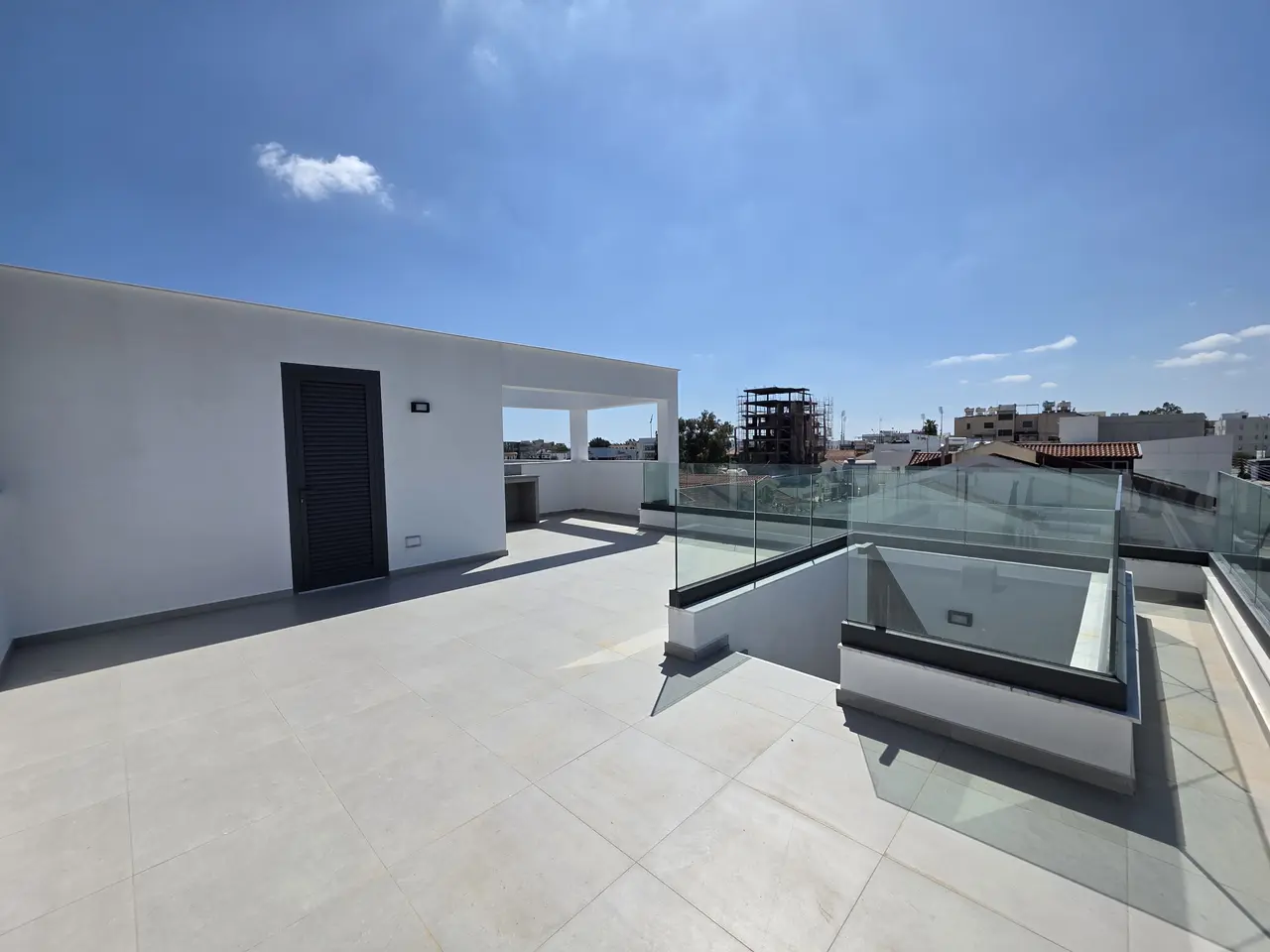 - Image 1