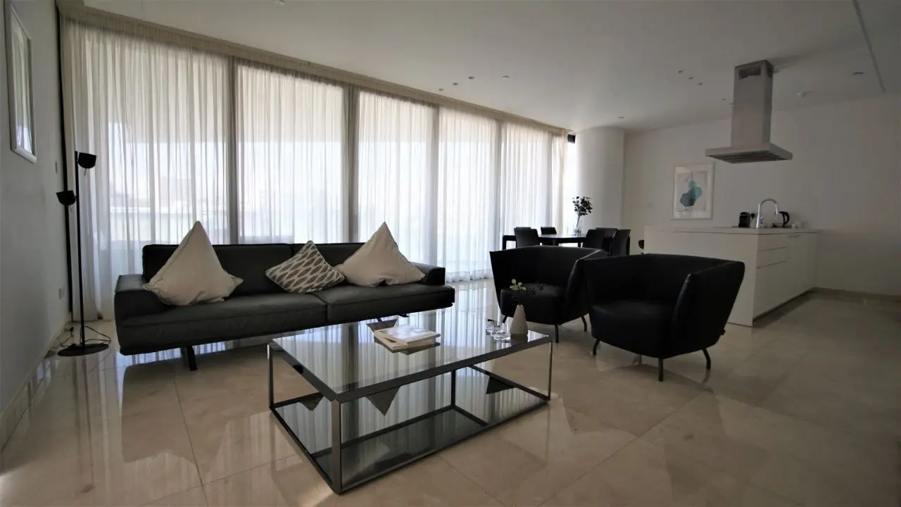 - Image 1