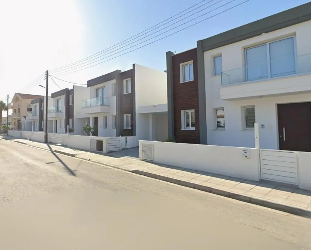 - Image 1