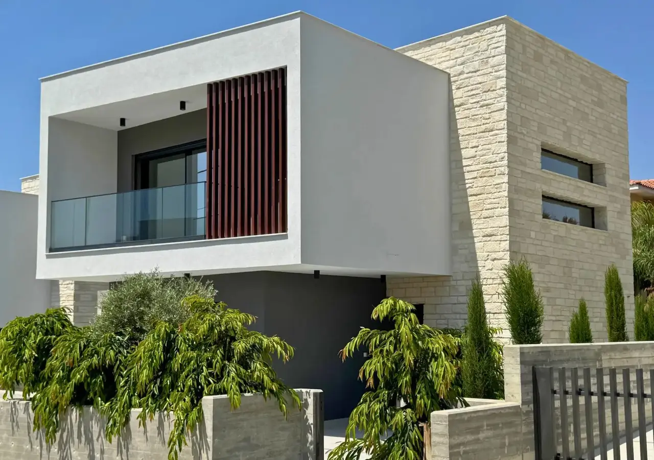  - Image 1