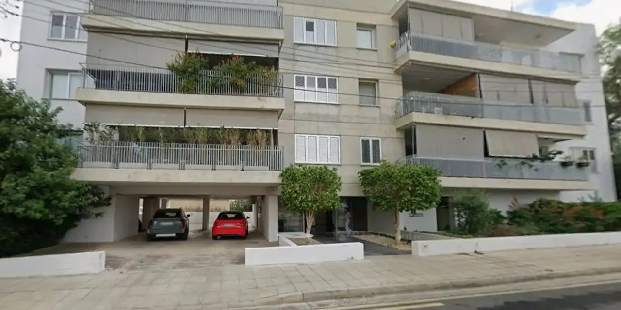  - Image 1