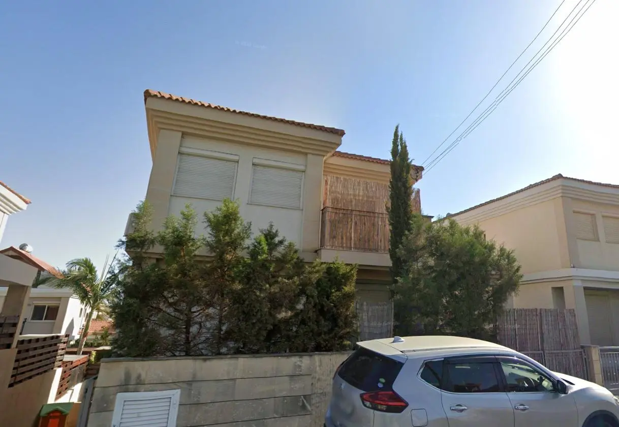  - Image 1
