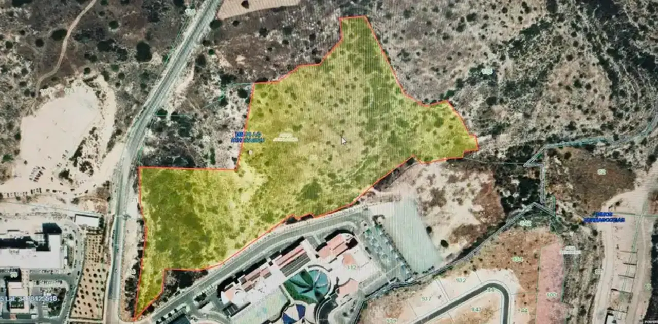  - Image 1