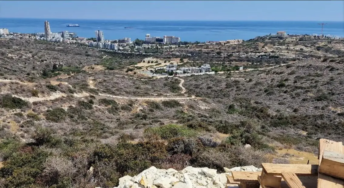- Image 1