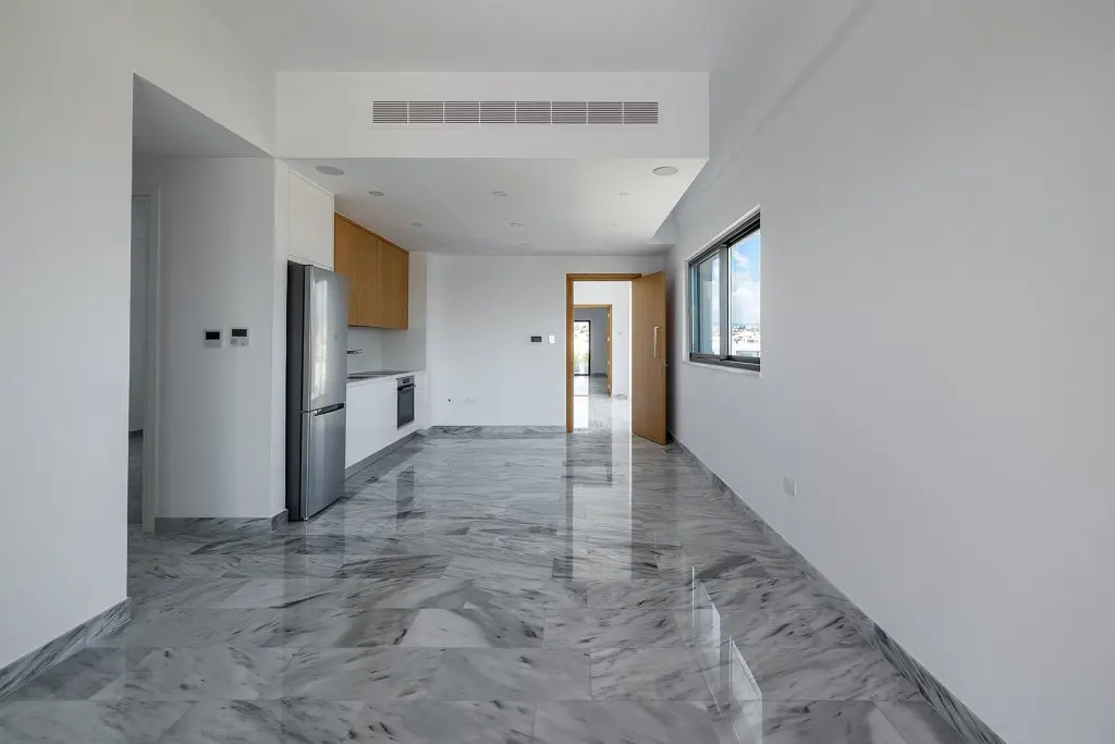  - Image 1