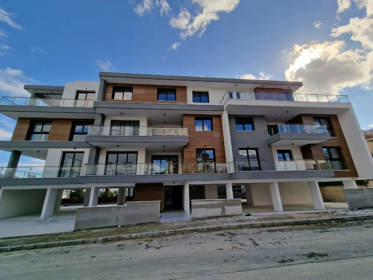 - Image 1