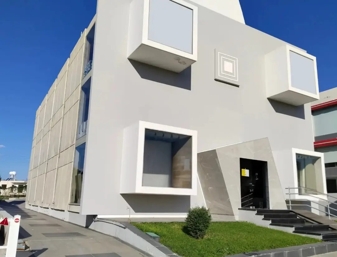 - Image 1