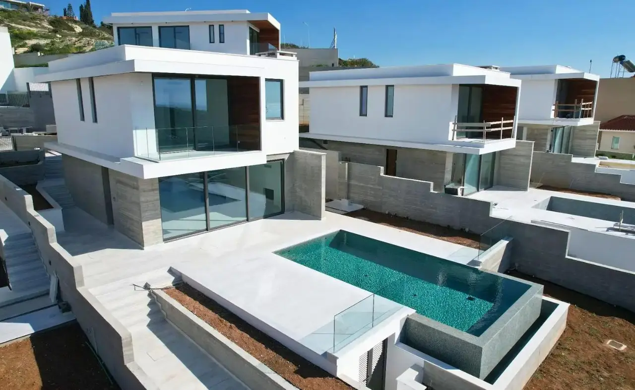  - Image 1
