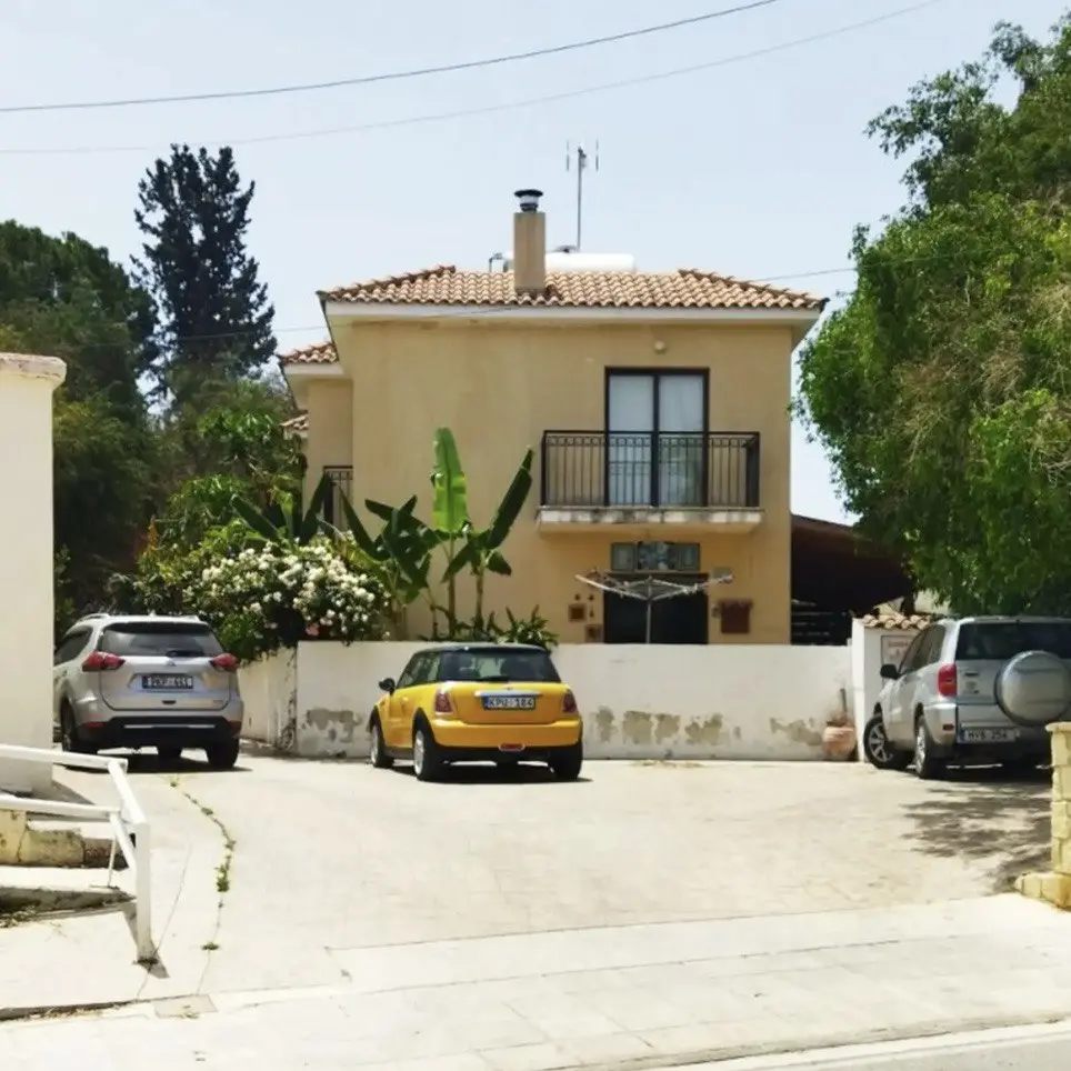  - Image 1