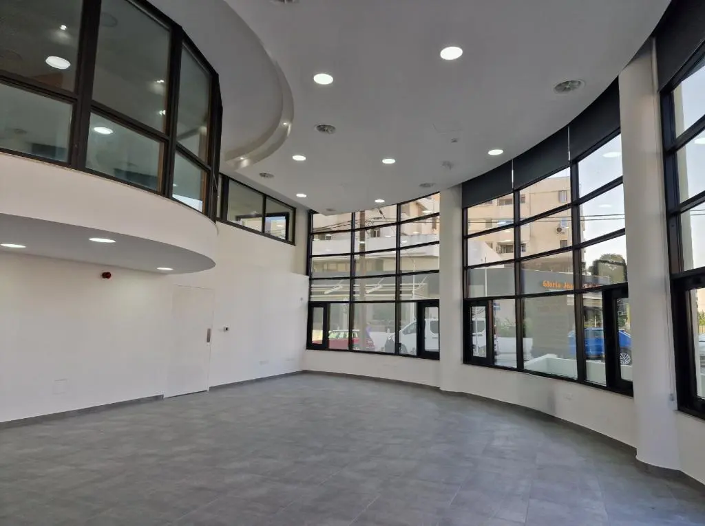  - Image 1