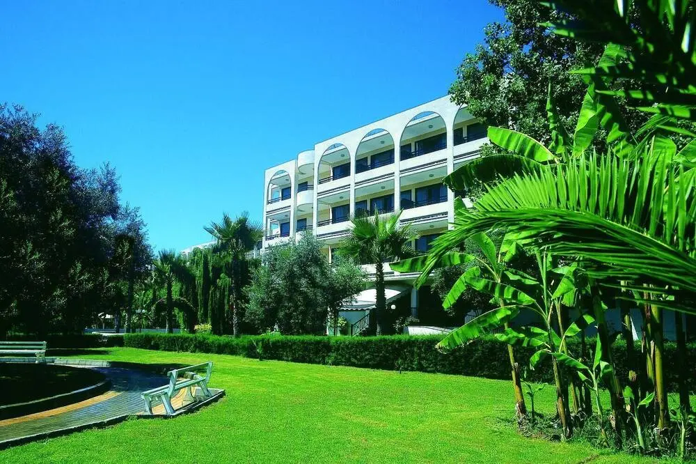  - Image 1