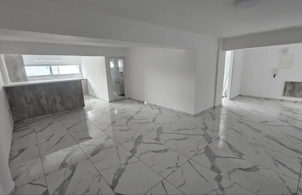  - Image 1