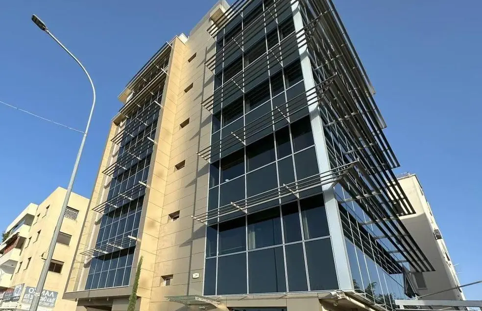  - Image 1