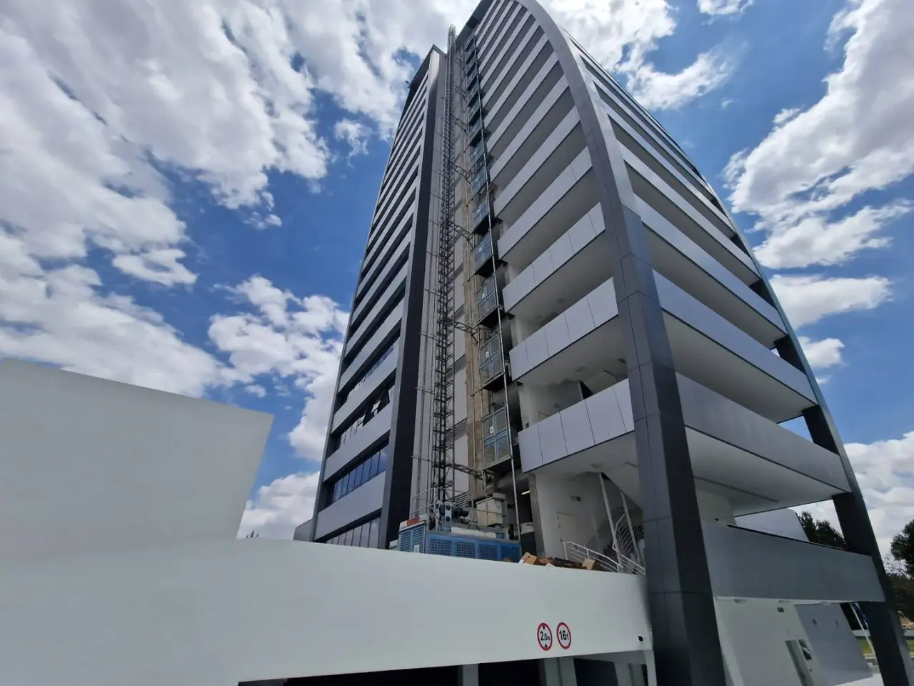  - Image 1