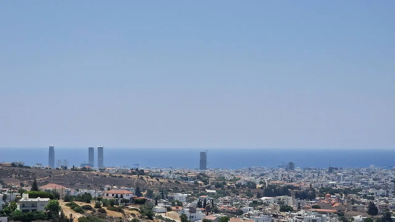  - Image 1
