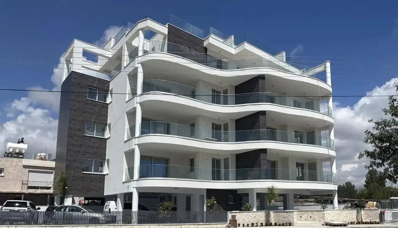 - Image 1