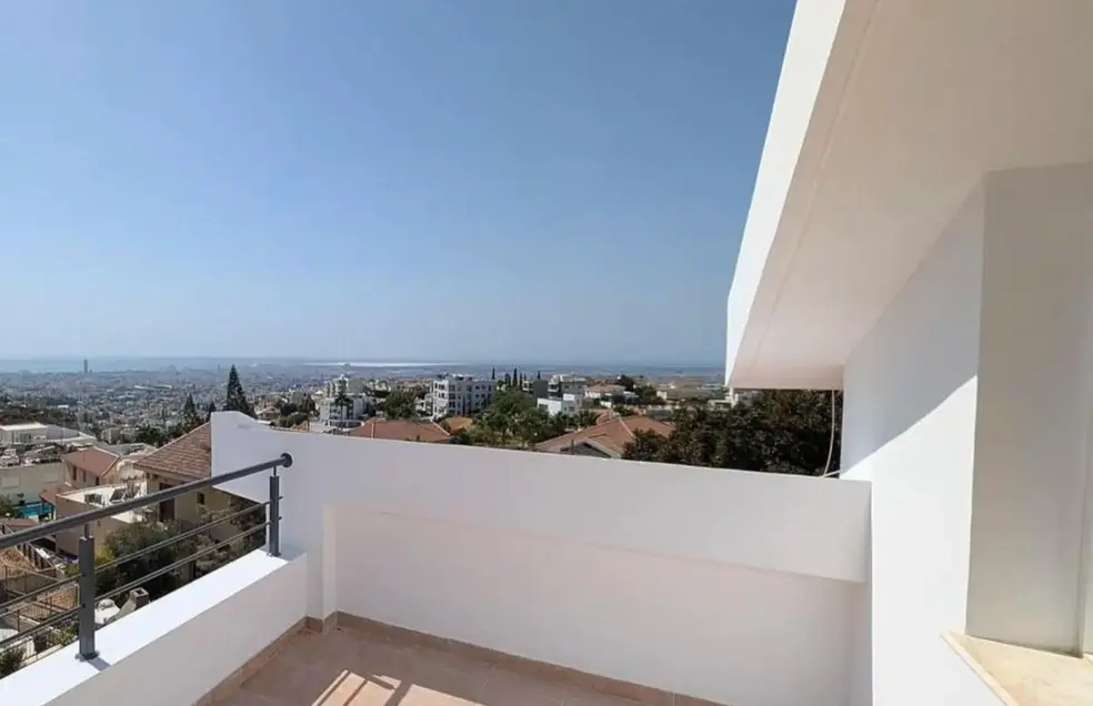  - Image 1