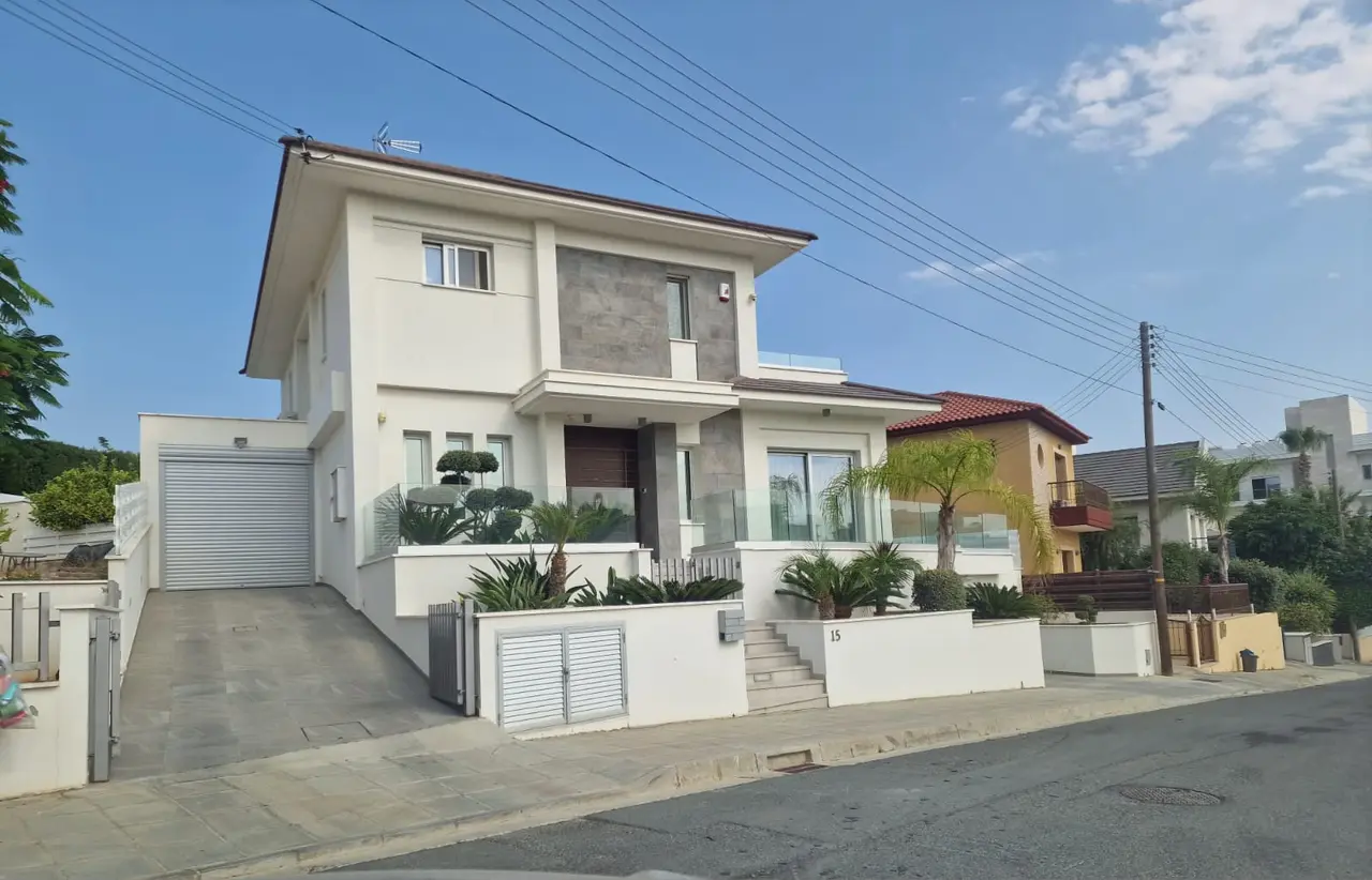 - Image 1
