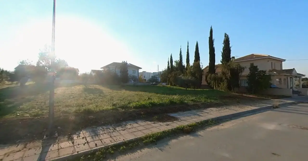 - Image 1