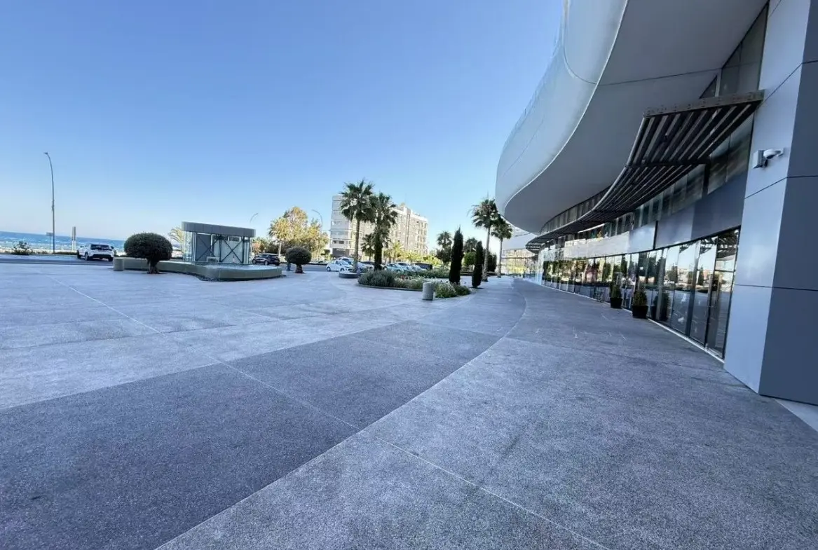  - Image 1