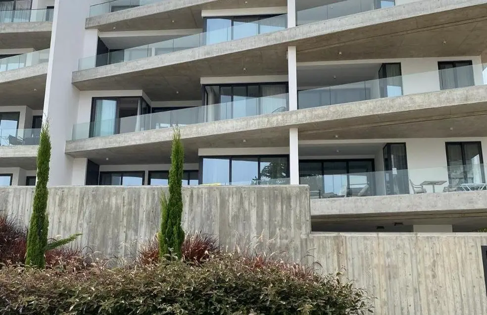 - Image 1