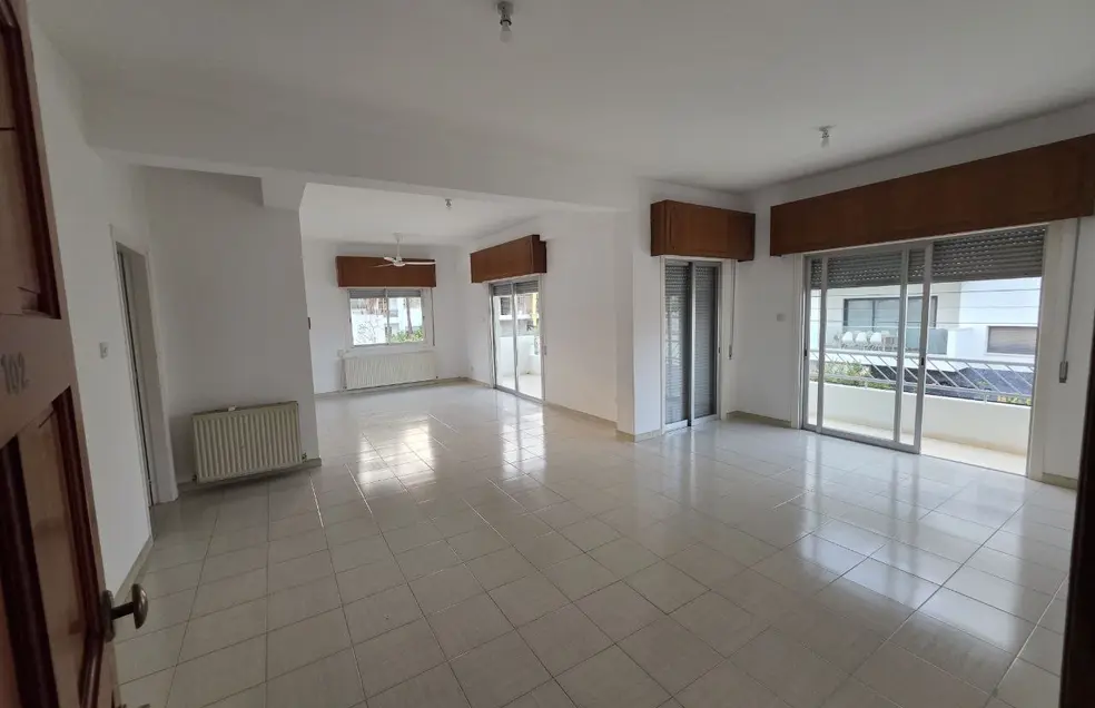 - Image 1