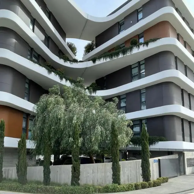  - Image 1