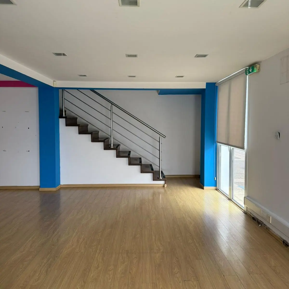  - Image 1