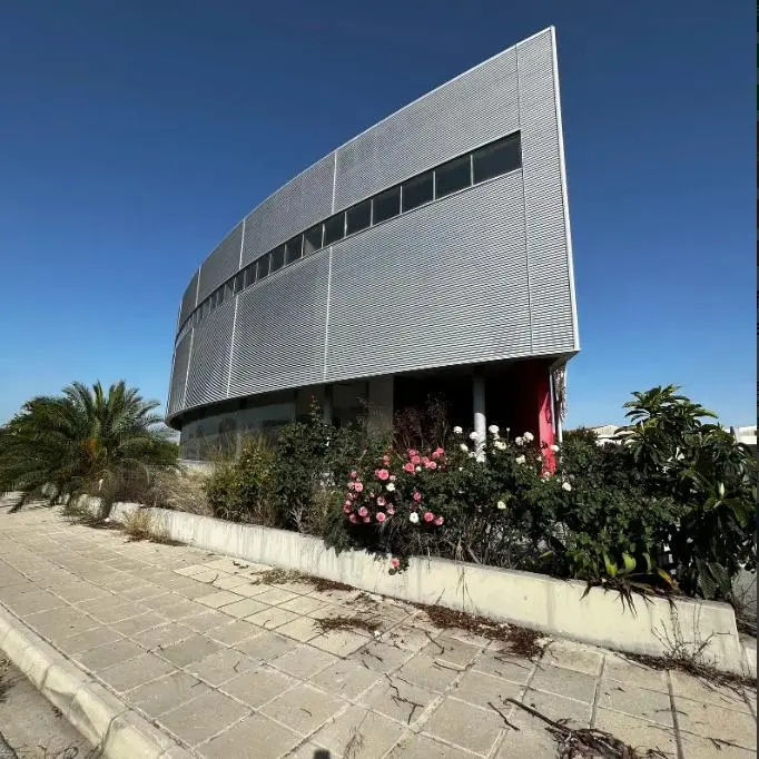  - Image 1
