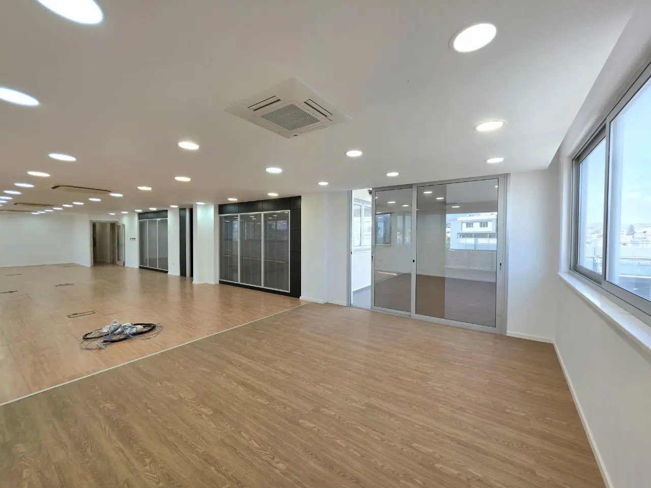  - Image 1