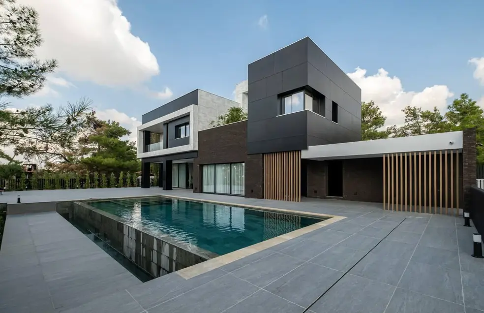  - Image 1
