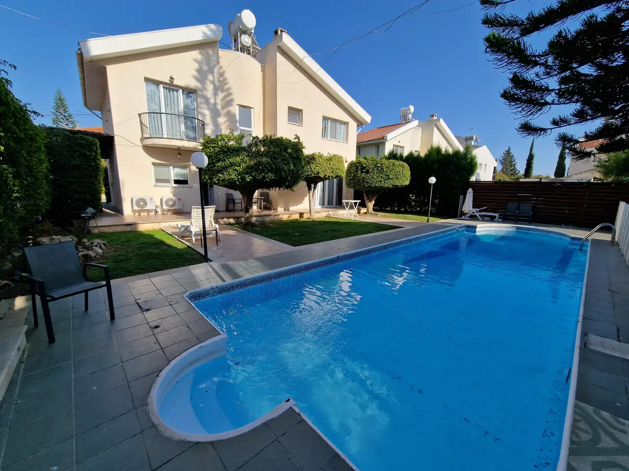  - Image 1