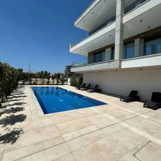  - Image 1