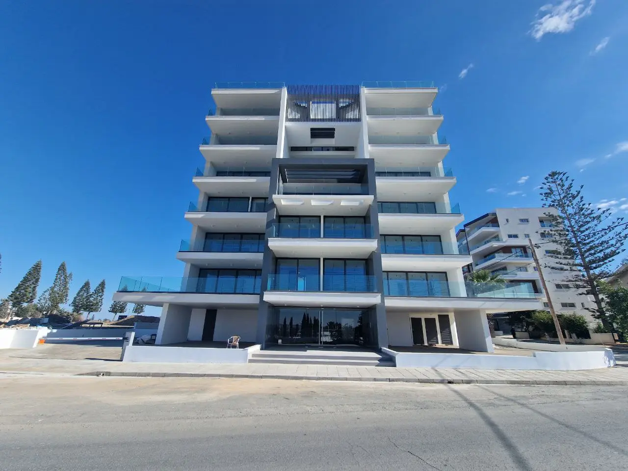  - Image 1