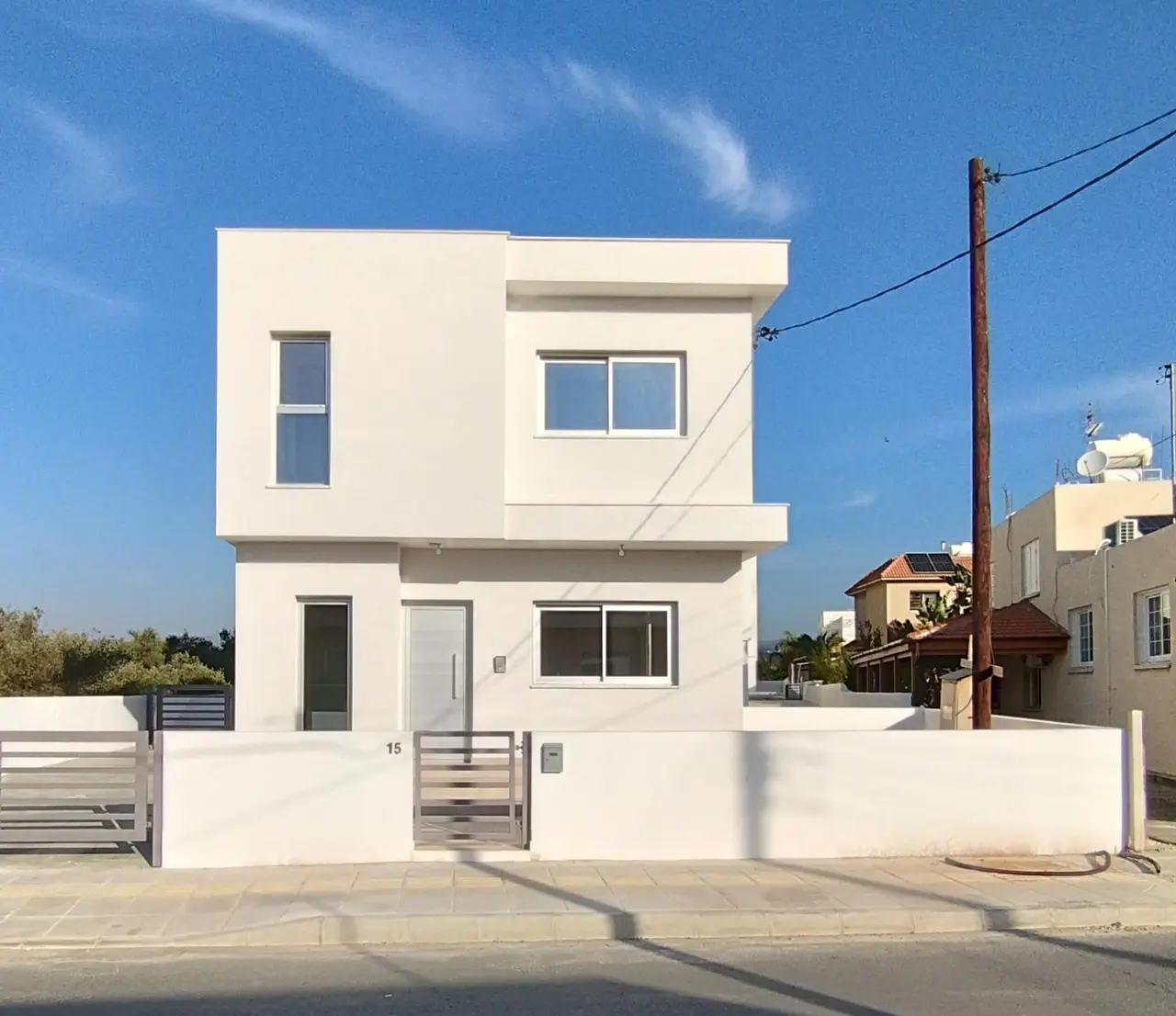 - Image 1