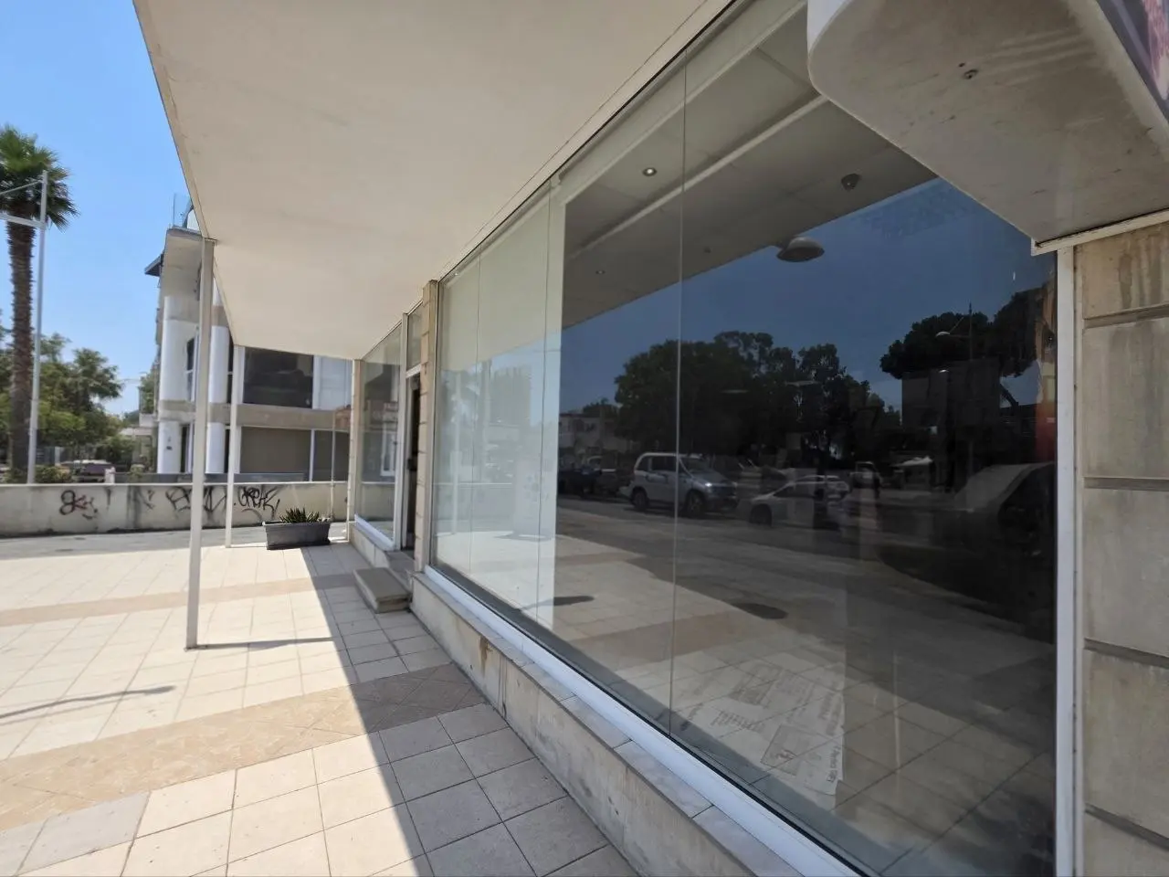  - Image 1