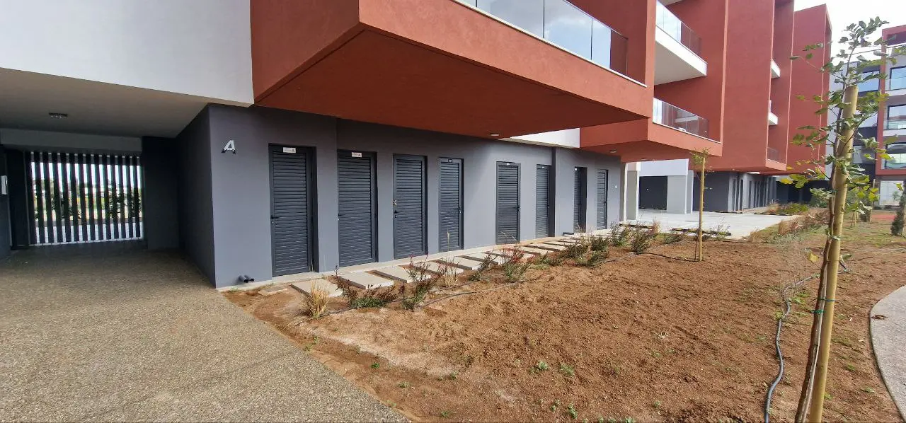 - Image 1