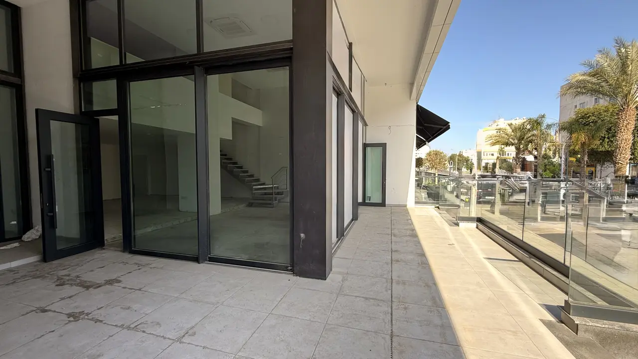 - Image 1