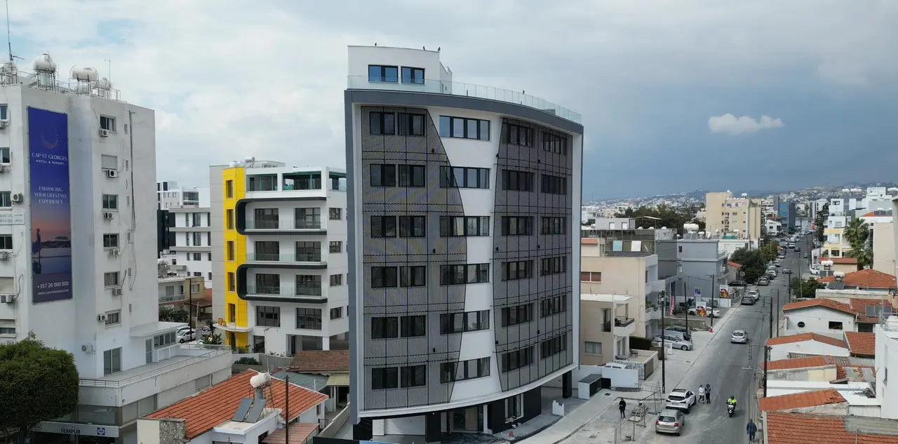  - Image 1