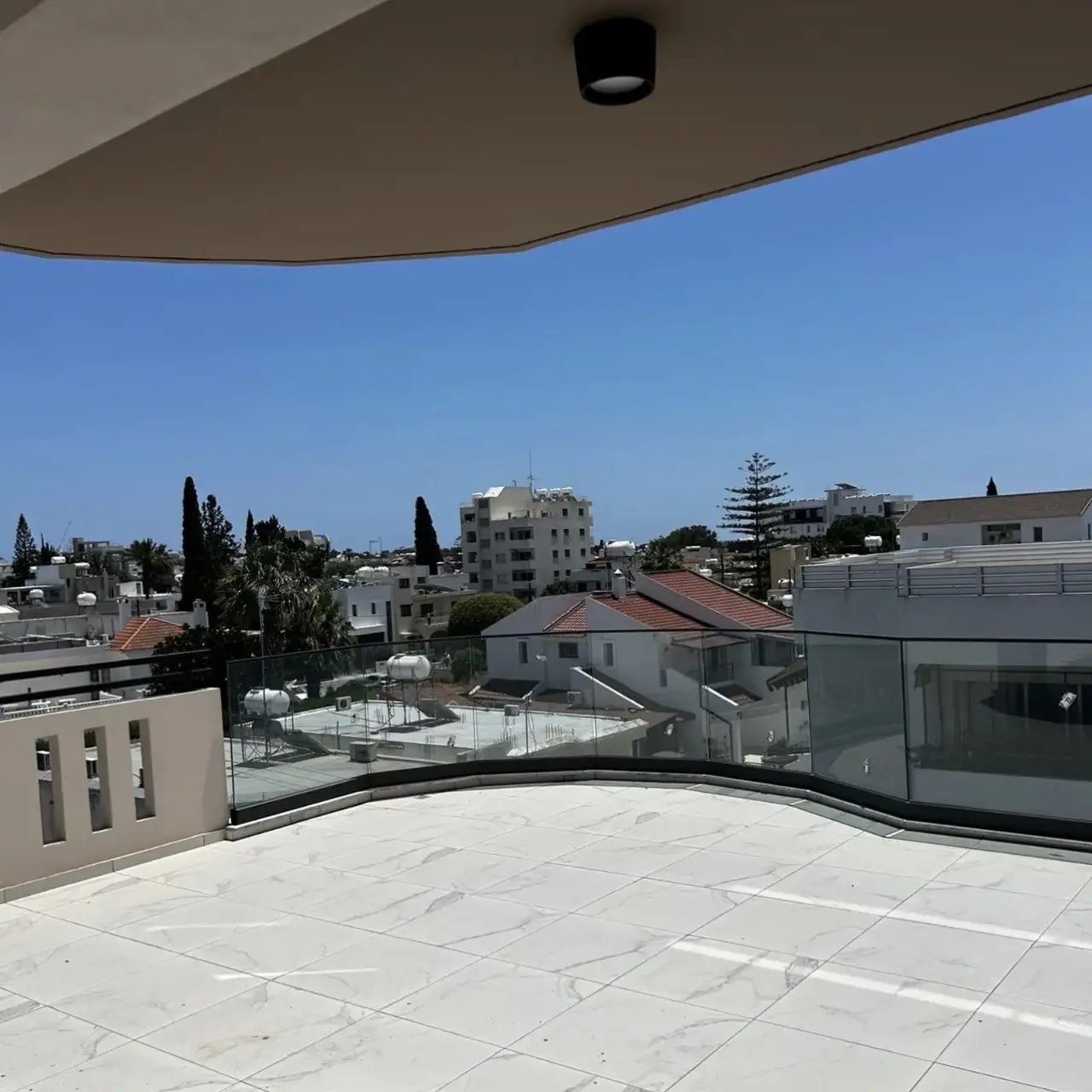  - Image 1