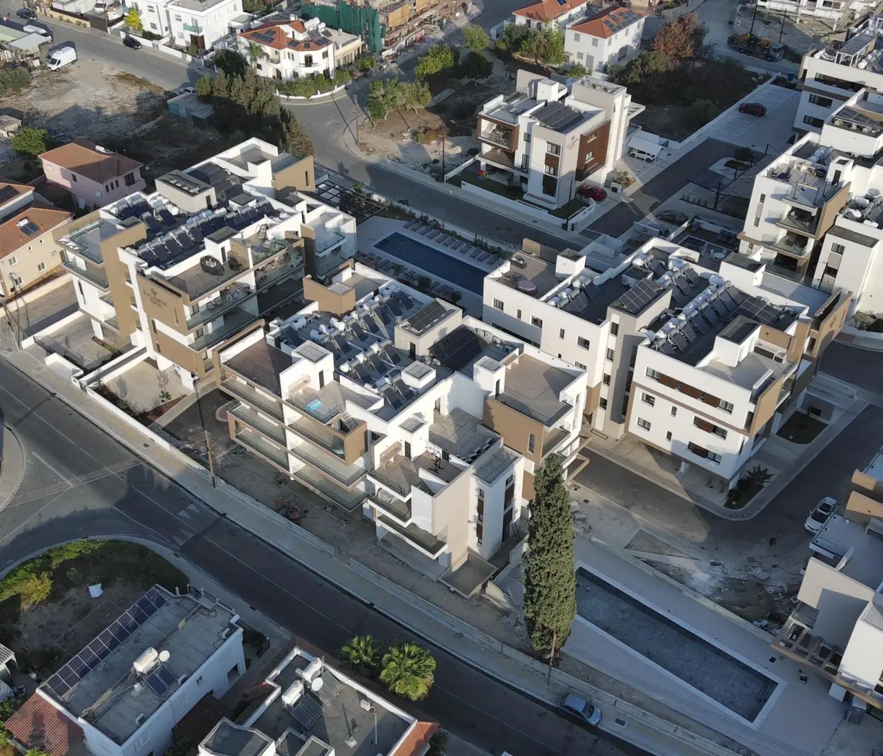  - Image 1