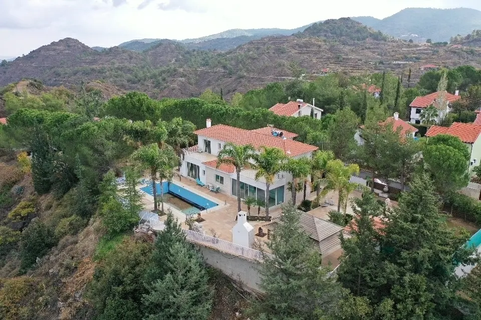  - Image 1