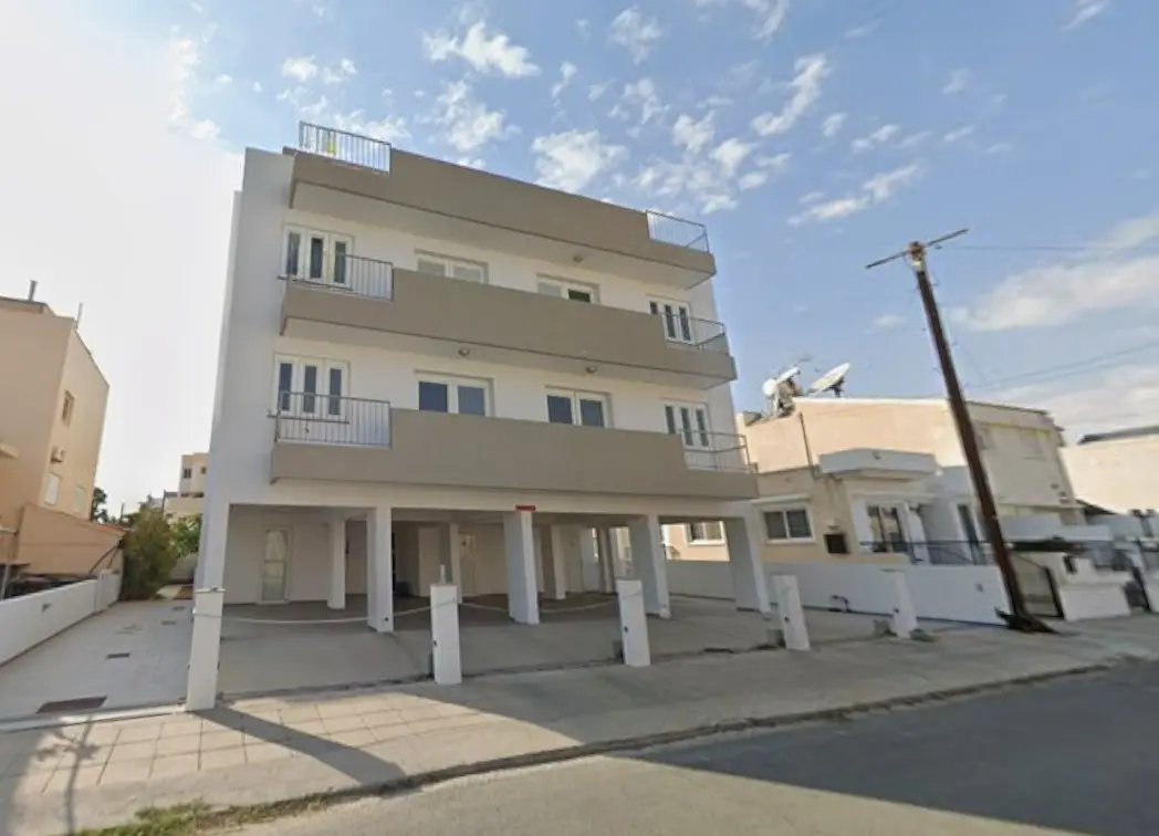  - Image 1