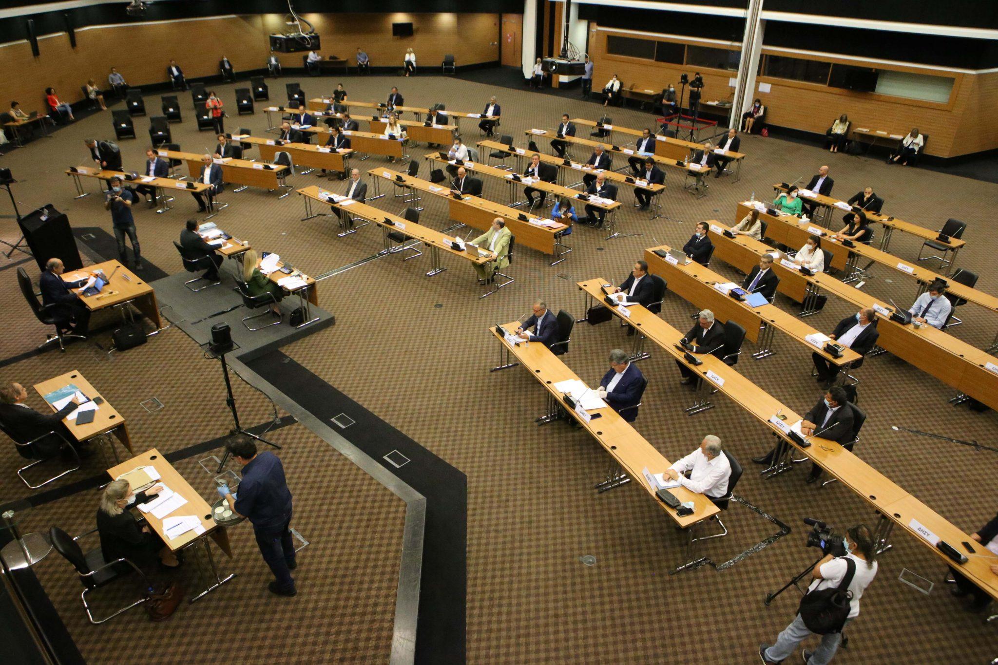 Аудиторское бюро Кипра подготовило отчет по выданным «золотым паспортам» с мая 2018 года