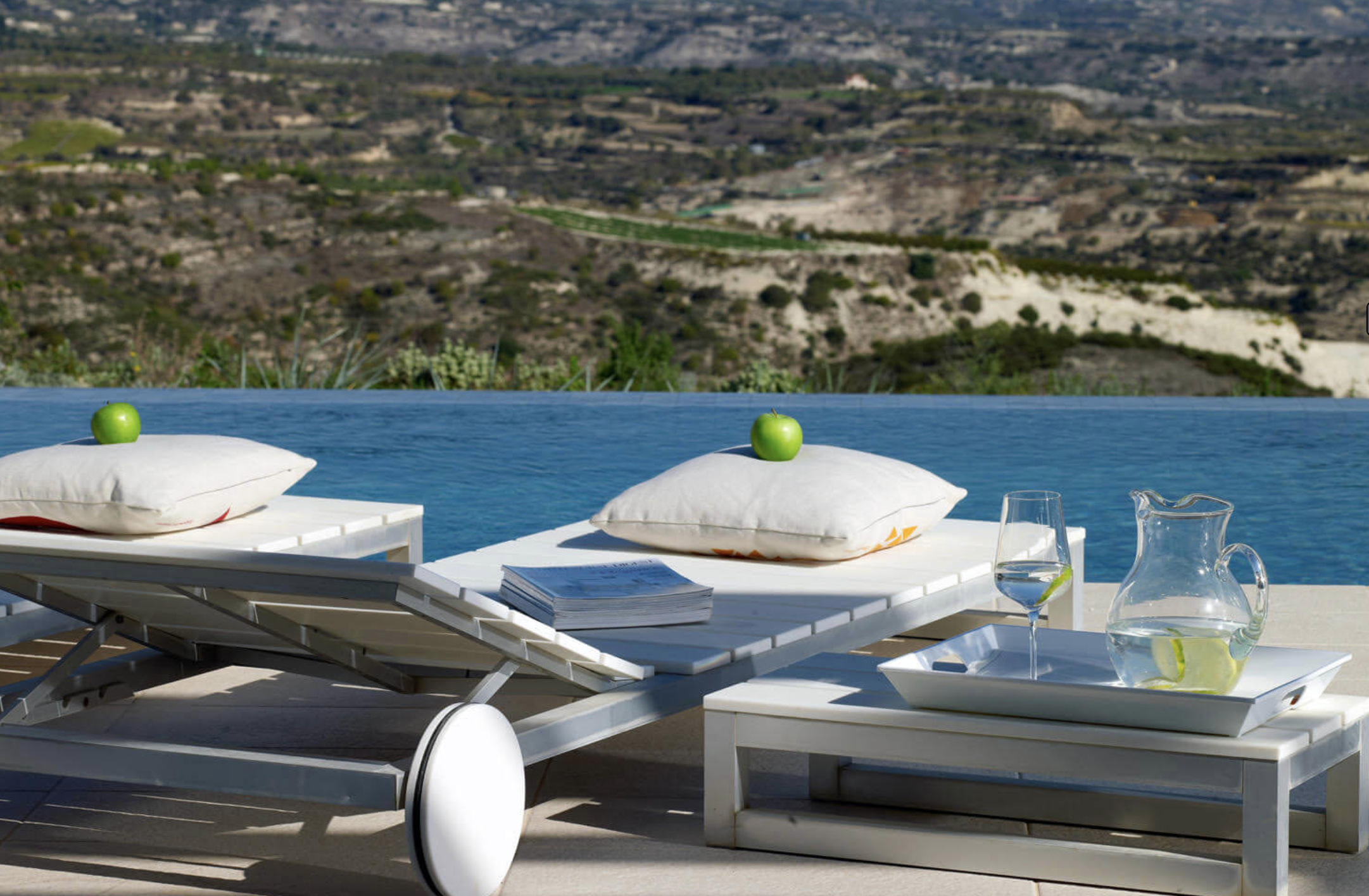 Строительство великолепного гольф-курорта Minthis в Пафосе вступило в завершающую стадию