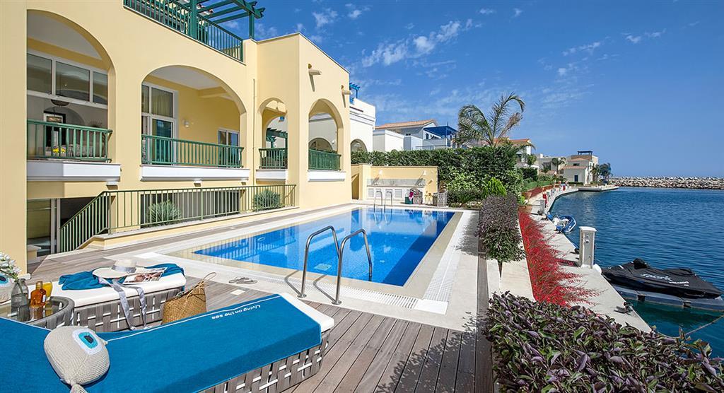 Промышленники Кипра хотят 