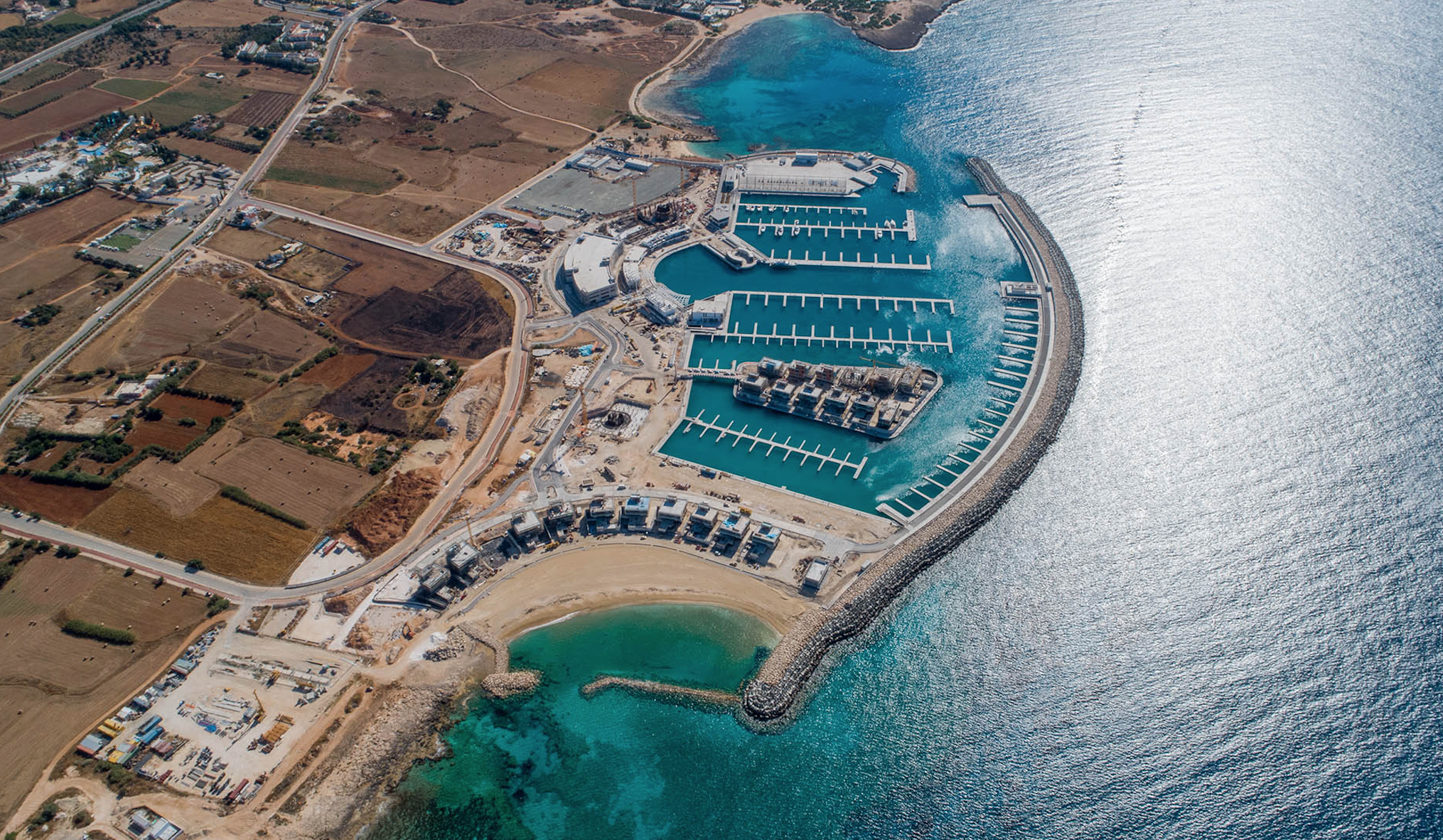 На Кипре ускоренными темпами продолжается строительство Марины Айя-Напы